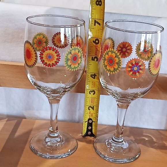 VTG Set of 2 Greenbriar Groovy Stemmed Wine Glasses. Mandela Pattern. - Picture 6 of 6